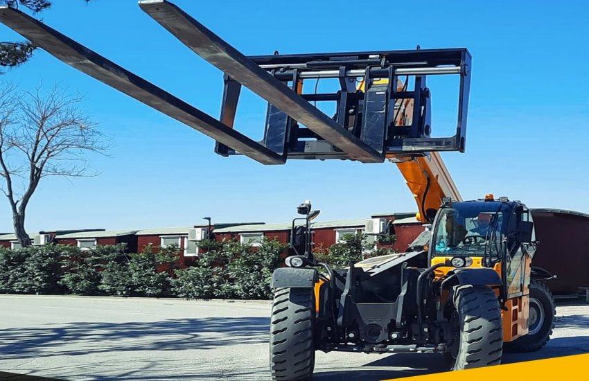 Why Should the Operator Maintain Load Stability While using High Capacity Telehandler
