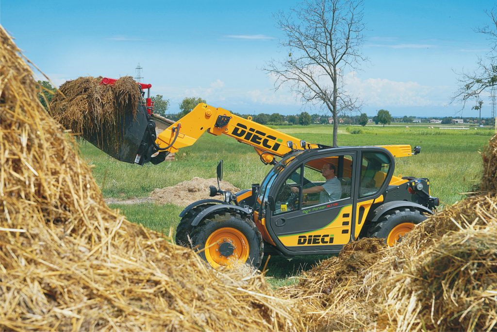 Versatility and Cost-Effectiveness of Agricultural High Capacity Telehandler